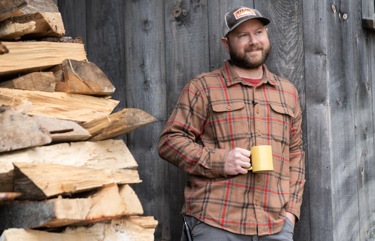 Jon WilliamsJon (with his wife, Lauren, and their son) lives in the original Overlook farmhouse and is the third generation of Williams family farming here.Jon is a carpenter, sculptor, and sugarer. He is the owner/farmer behind Sap Castle maple syr…
